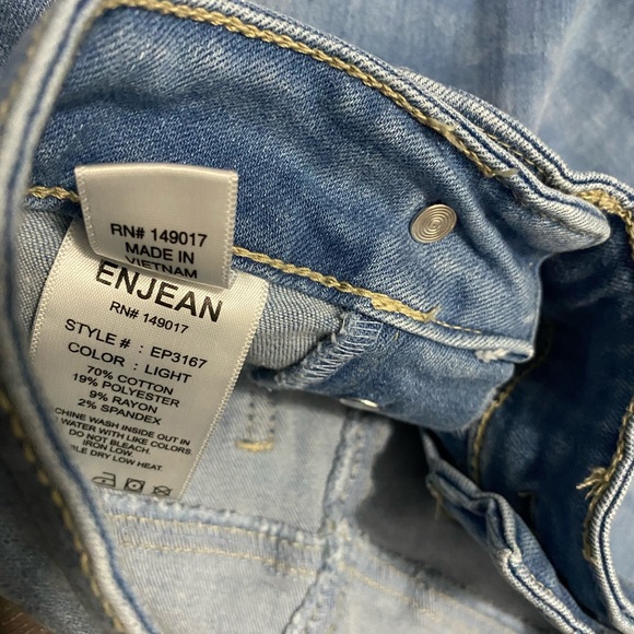 Double Button Closure Stretchy EnJean Denim Co. Jeans - Picture 8 of 12
